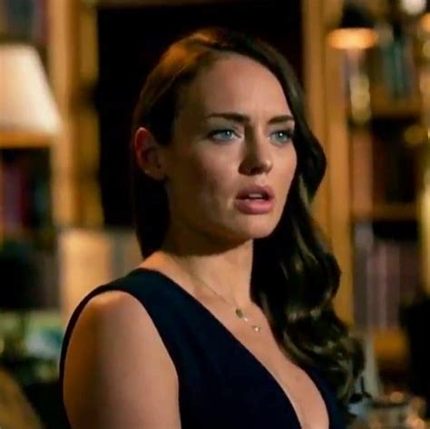 Laura Haddock: Bio, Height, Weight, Age,。